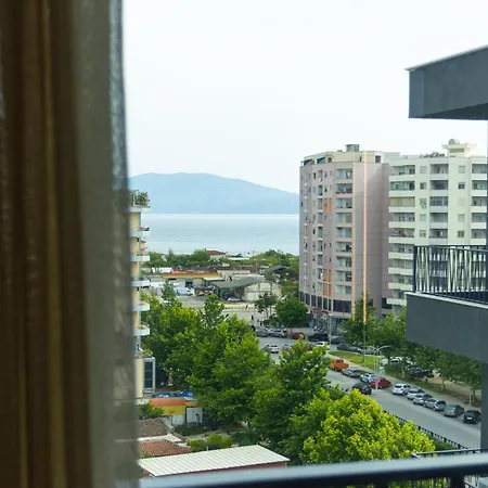 Hotel South 4*