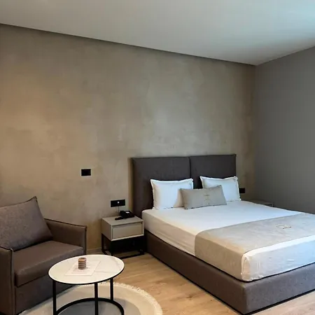 South Hotel
